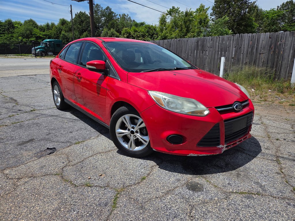 2013 Ford Focus Sedan SE's photo